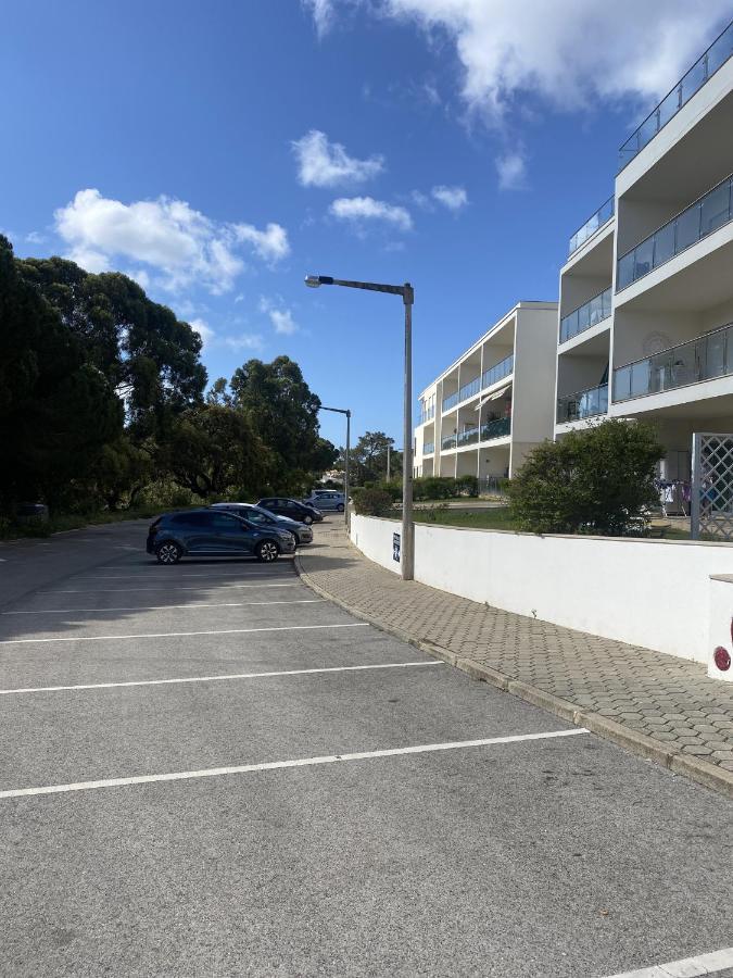 Charmant Appartement A 1Km De La Plage, Avec Piscine A Albufeira Exterior photo