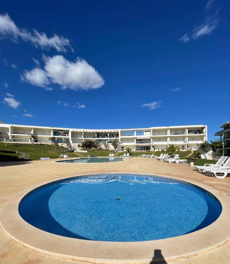 Charmant Appartement A 1Km De La Plage, Avec Piscine A Albufeira Exterior photo
